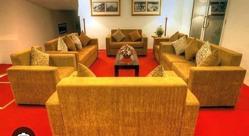 Hotel The Queensburry Nuwara Eliya