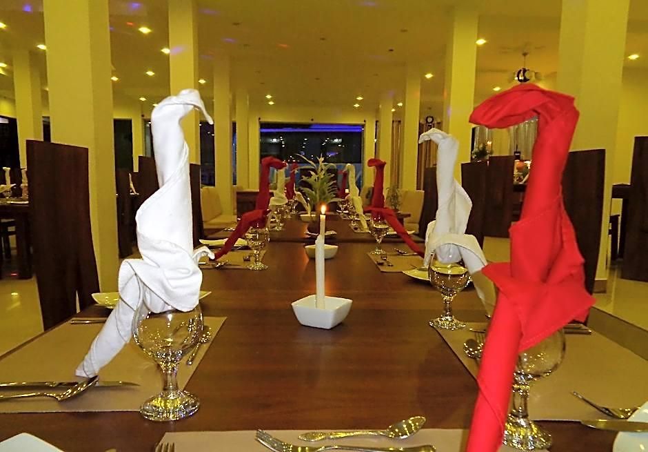 Hotel The Queensburry 4*