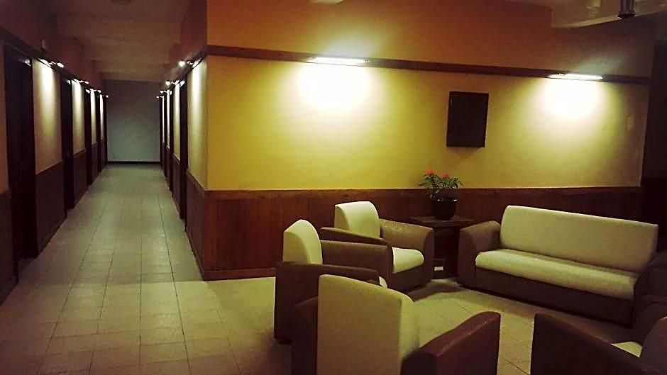 The Queensburry Hotel Nuwara Eliya