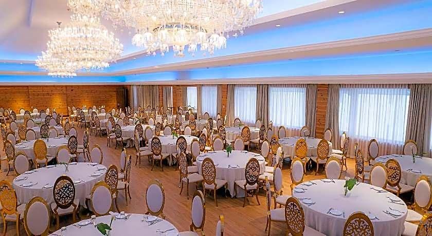 Araliya Red -