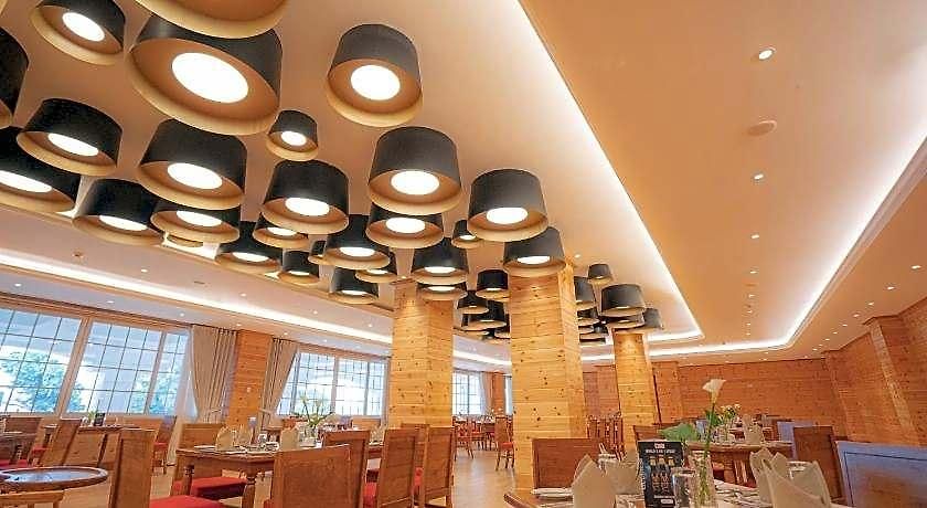 Araliya Red - Hotel Nuwara Eliya
