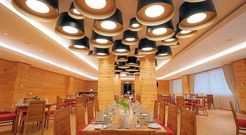 Araliya Red - Hotel