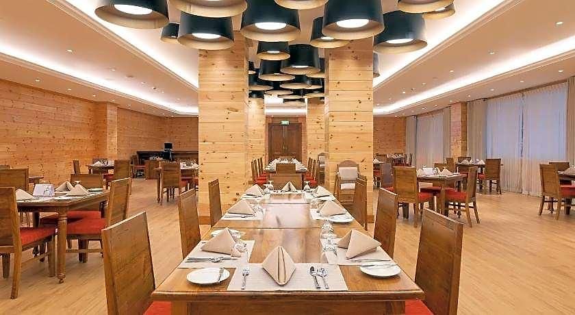 Araliya Red - 4*