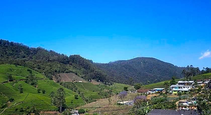 The Train View Bed & Breakfast Nuwara Eliya