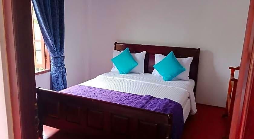 Bed & Breakfast The Train View 3*