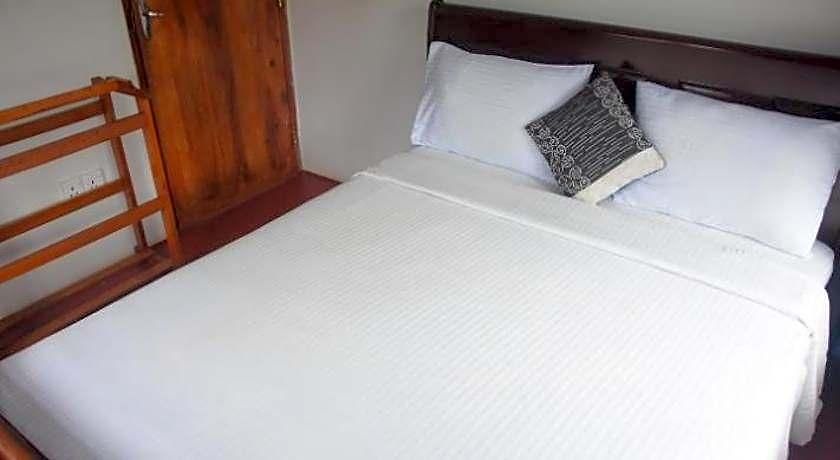 Bed & Breakfast The Train View 3*