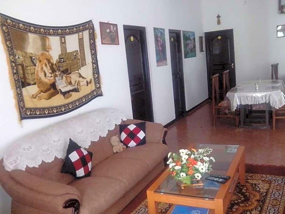 Chez Allen Mountain View Guest house Nuwara Eliya