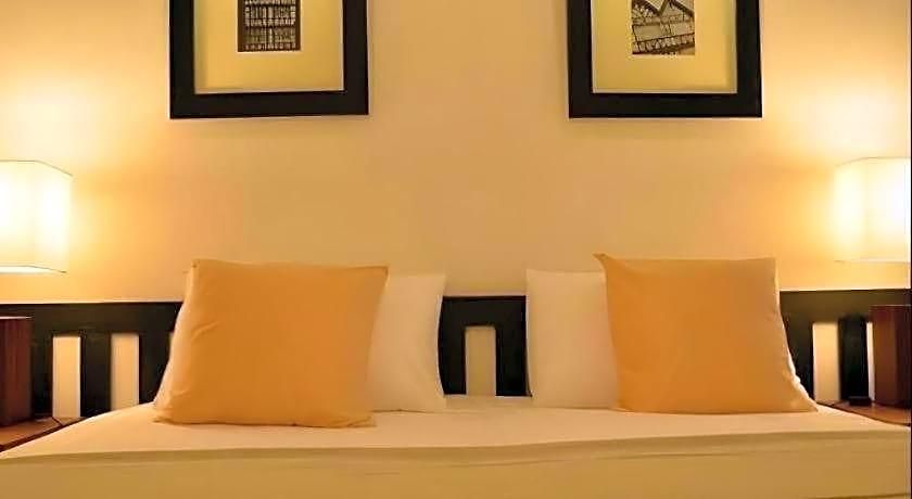 26. Loversleap Bed & Breakfast 3*