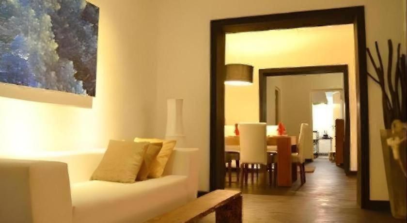 26 Loversleap Resort