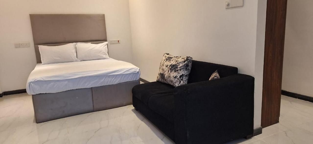 Royal Horizon Hotel *