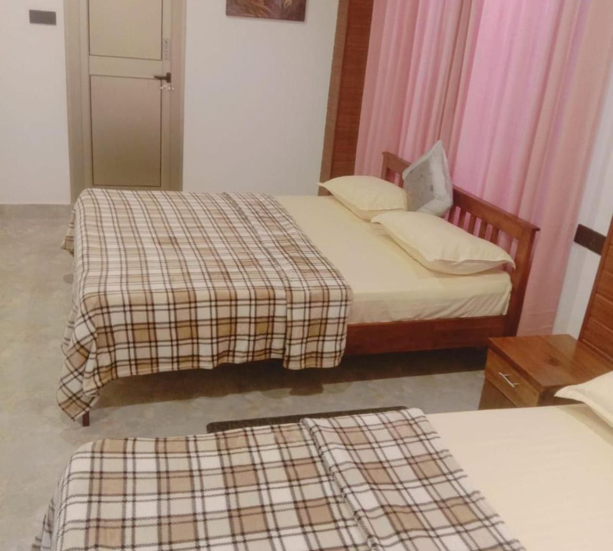 Hotel Falcon View 3*