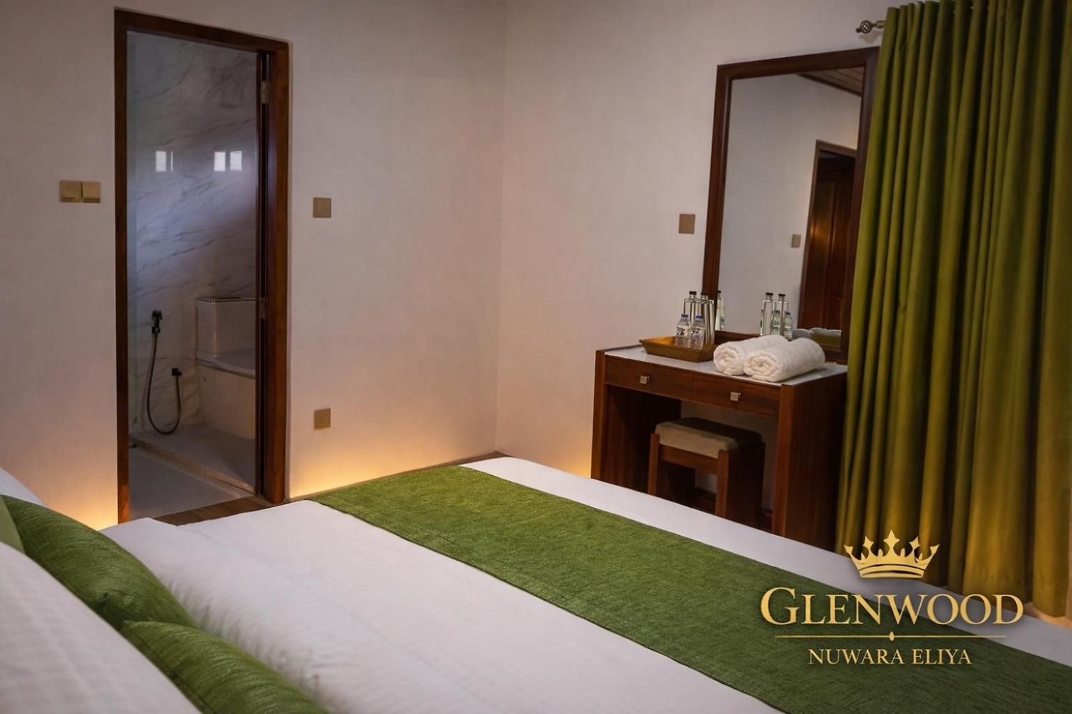 Hotel Glenwood, *