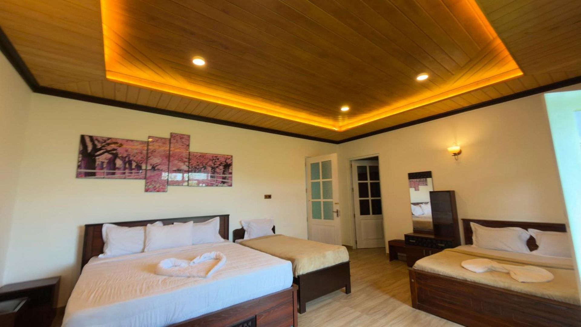 Hotel Hill 3*