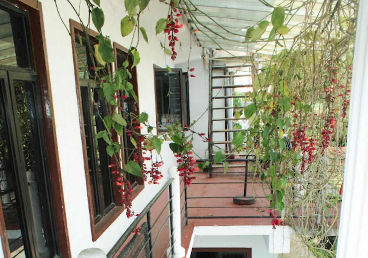 Sanara Hotel *