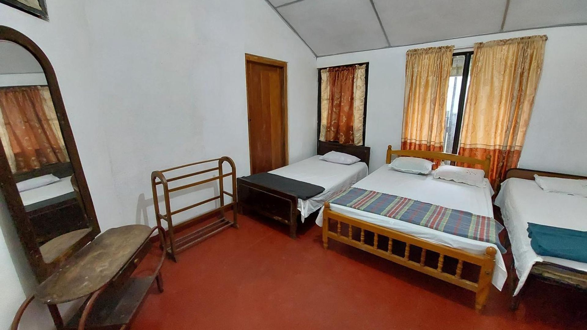 Hotel Sanara *