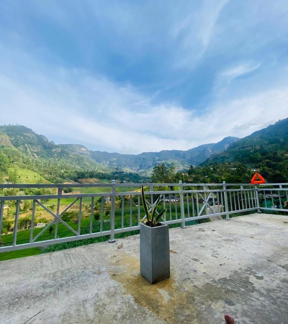 Crown Wood * Nuwara Eliya