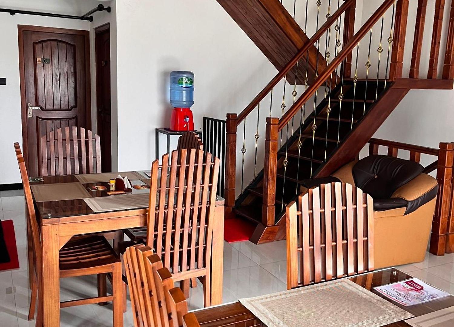 Hostel Regal Montara