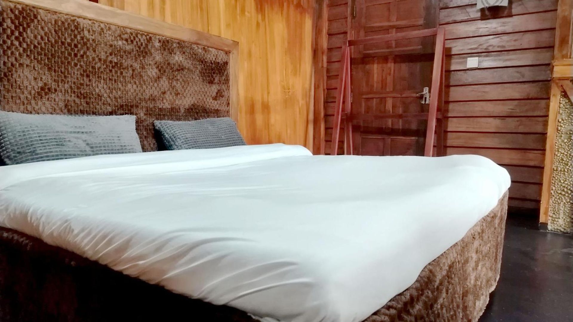 Shiny Cot - Nuwaraeliya Guest house