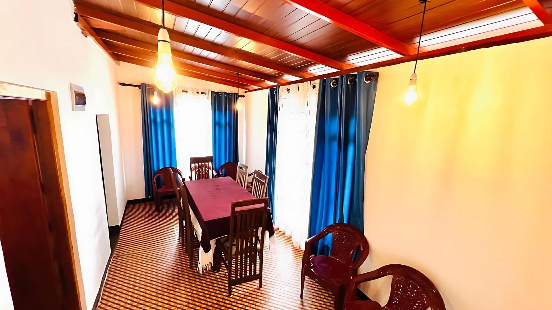 Mandaram Nuwara Sunset Villa *