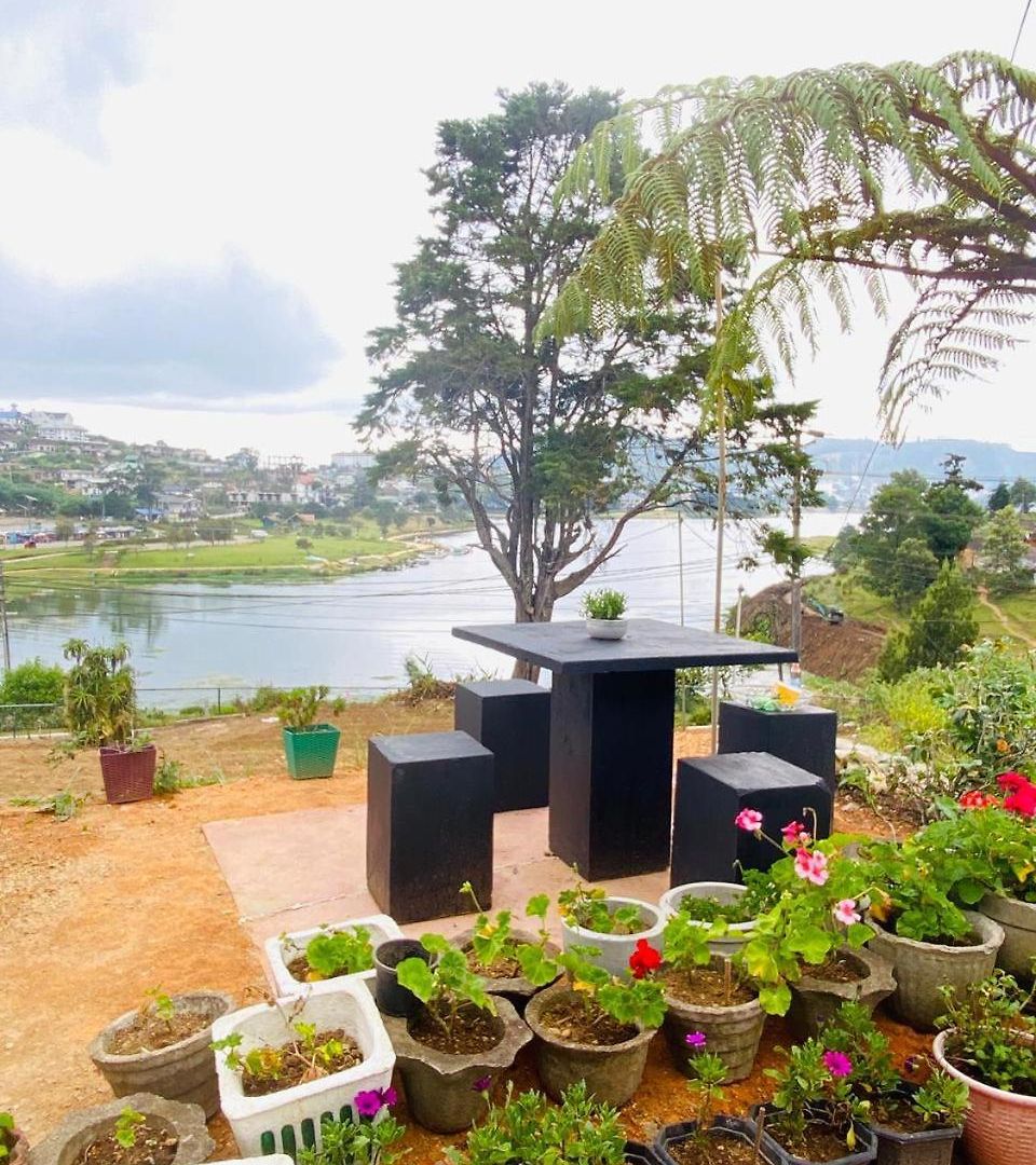 Amandhi Aura Nuwara Eliya