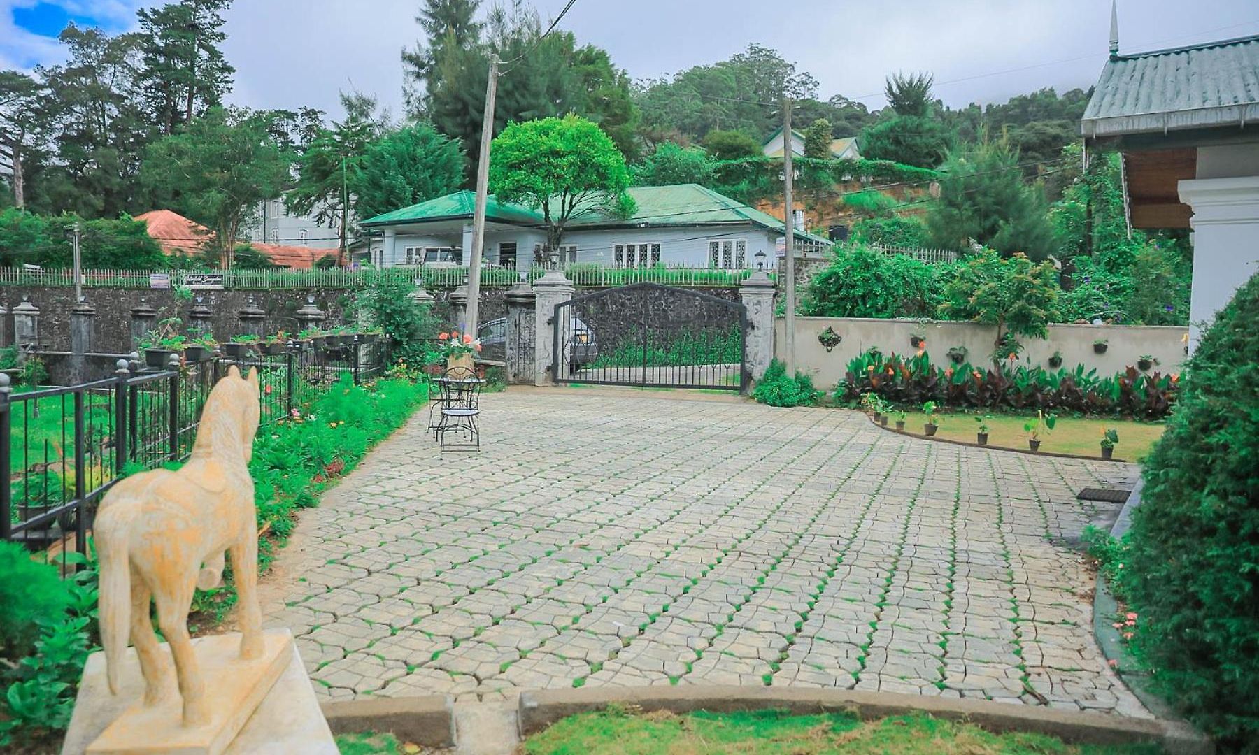 Elysian Hills Heritage In 4*