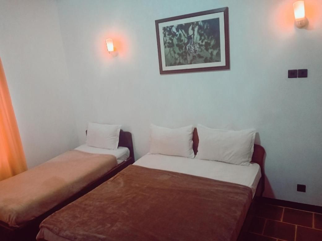 Hill Cliff Banglow Guest house