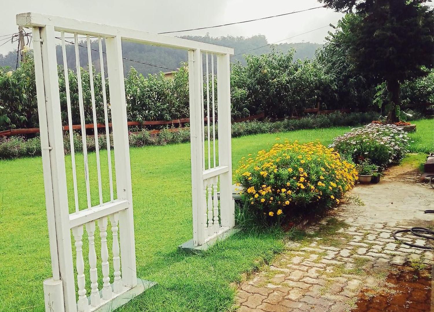 Guest house Hill Cliff Banglow *