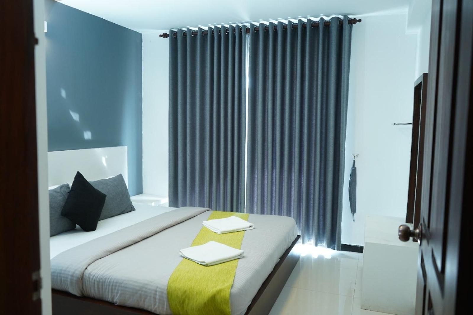 Apartment Breeze By Infinity