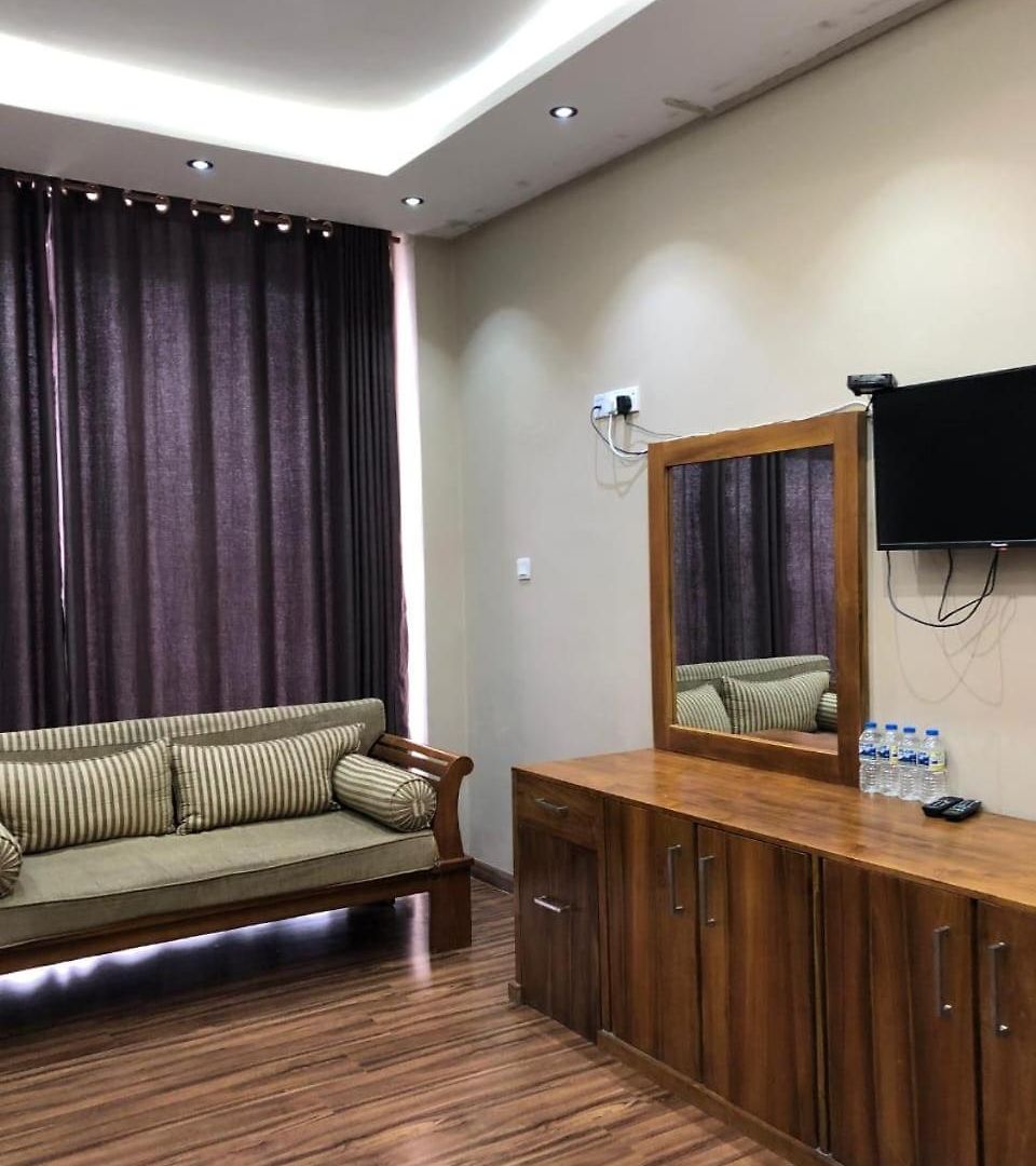 Universal Greenhills - Nuwaraeliya Apartment Nuwara Eliya