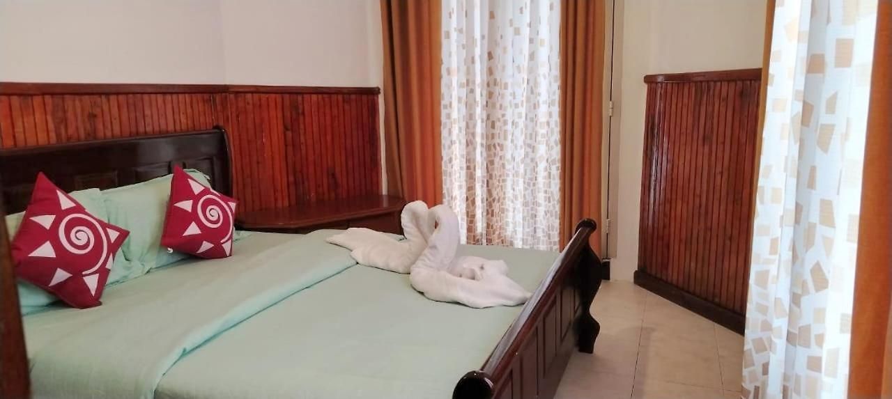 Guest house The Ritz Nuwaraeliya *