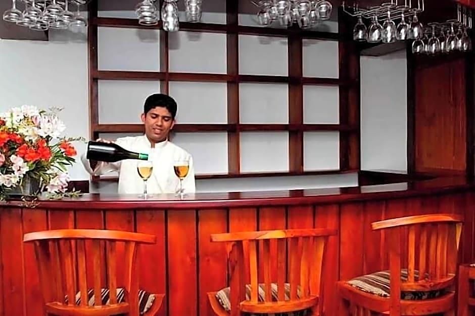 Hotel The Golden Legacy Nuwara Eliya