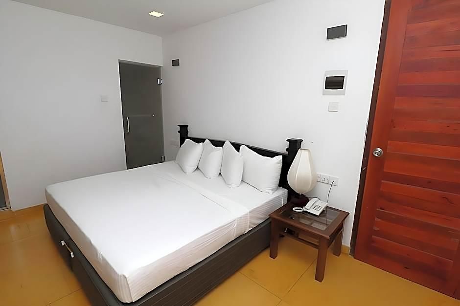 Hotel Glenloch Tea Factory 4*