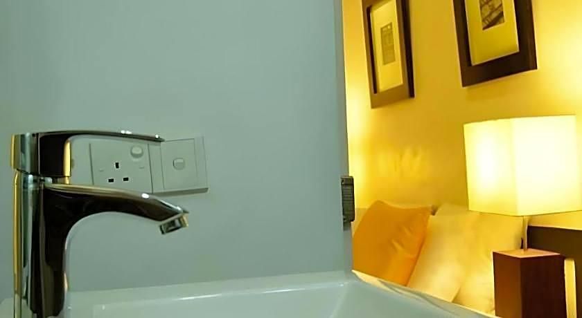 Bed & Breakfast 26. Loversleap