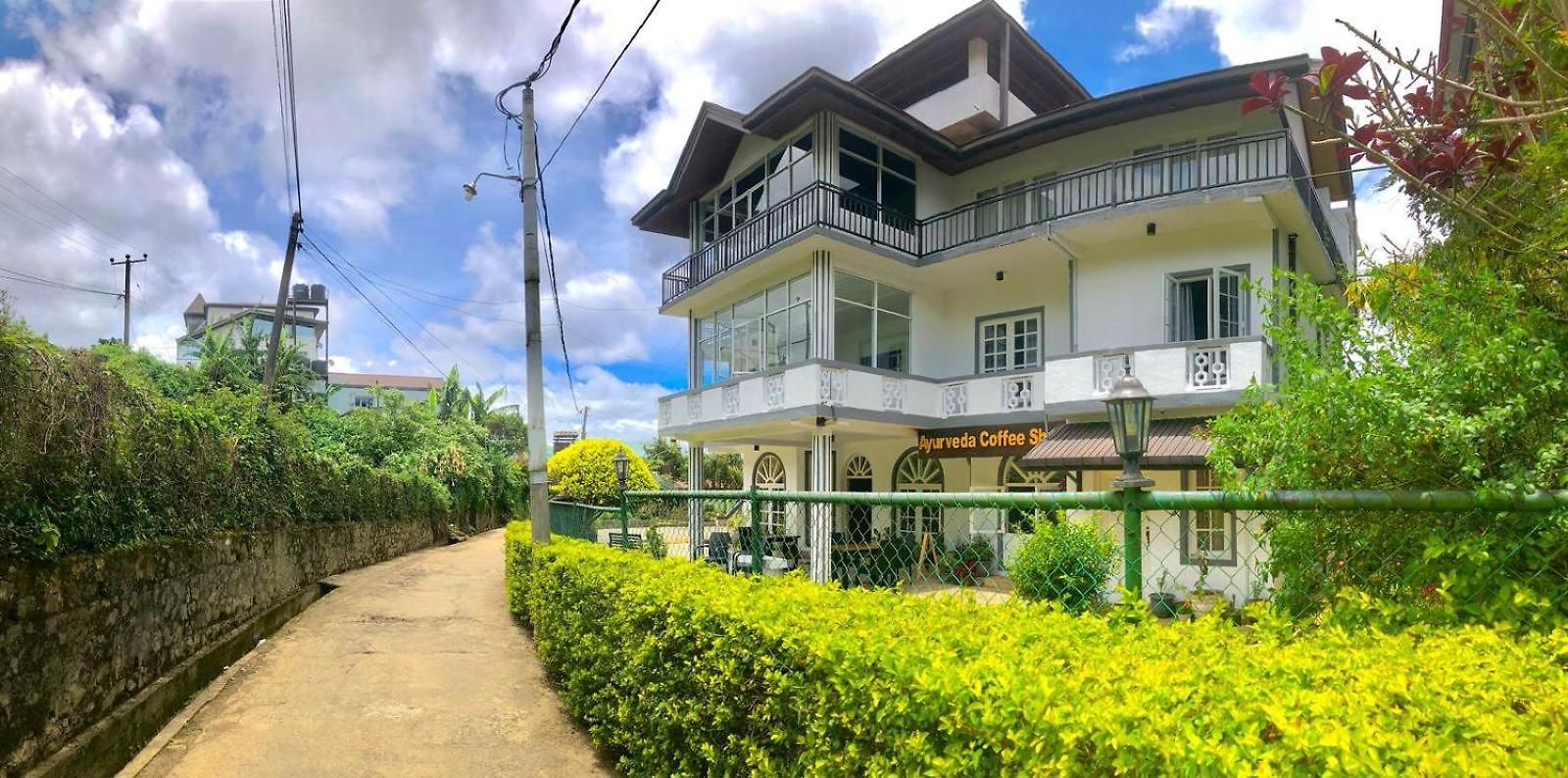 Guest house Suriya Guest 3*
