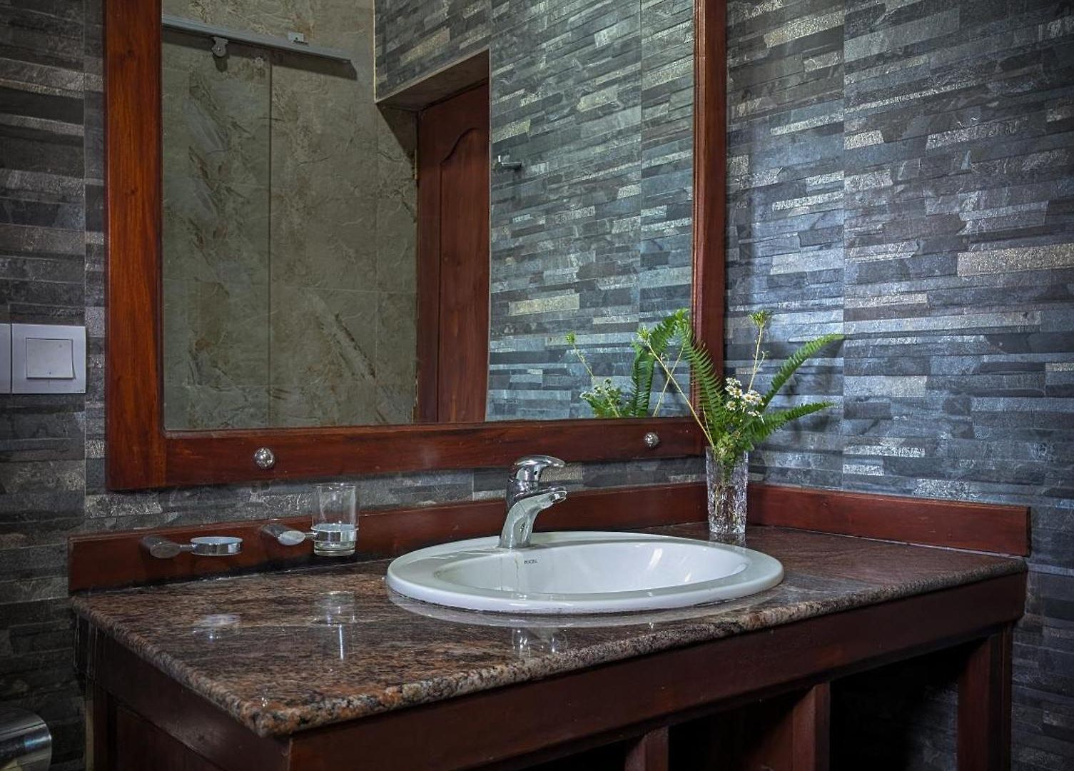 Royal Wattles Boutique Homestay *