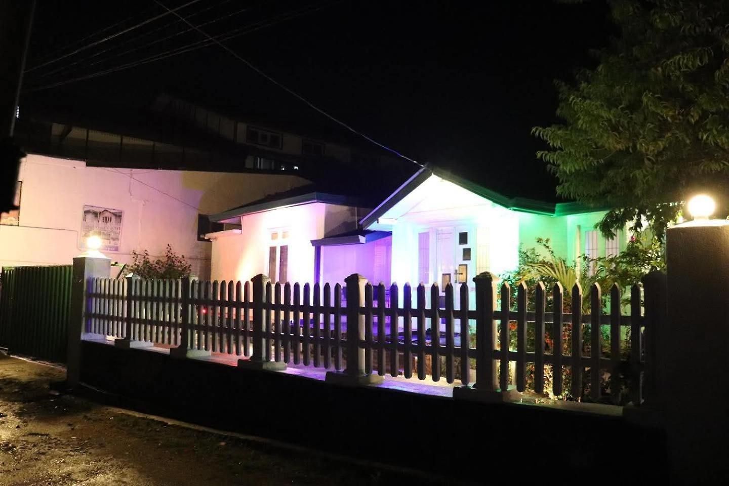 Guest house Zion White House 3*