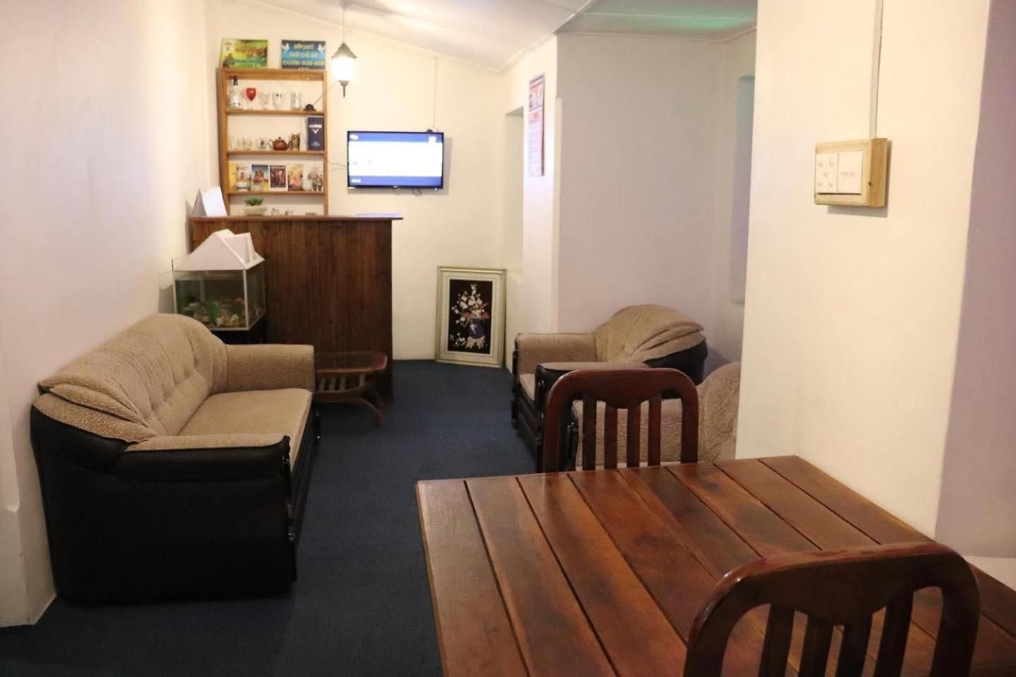 Zion White House 3*