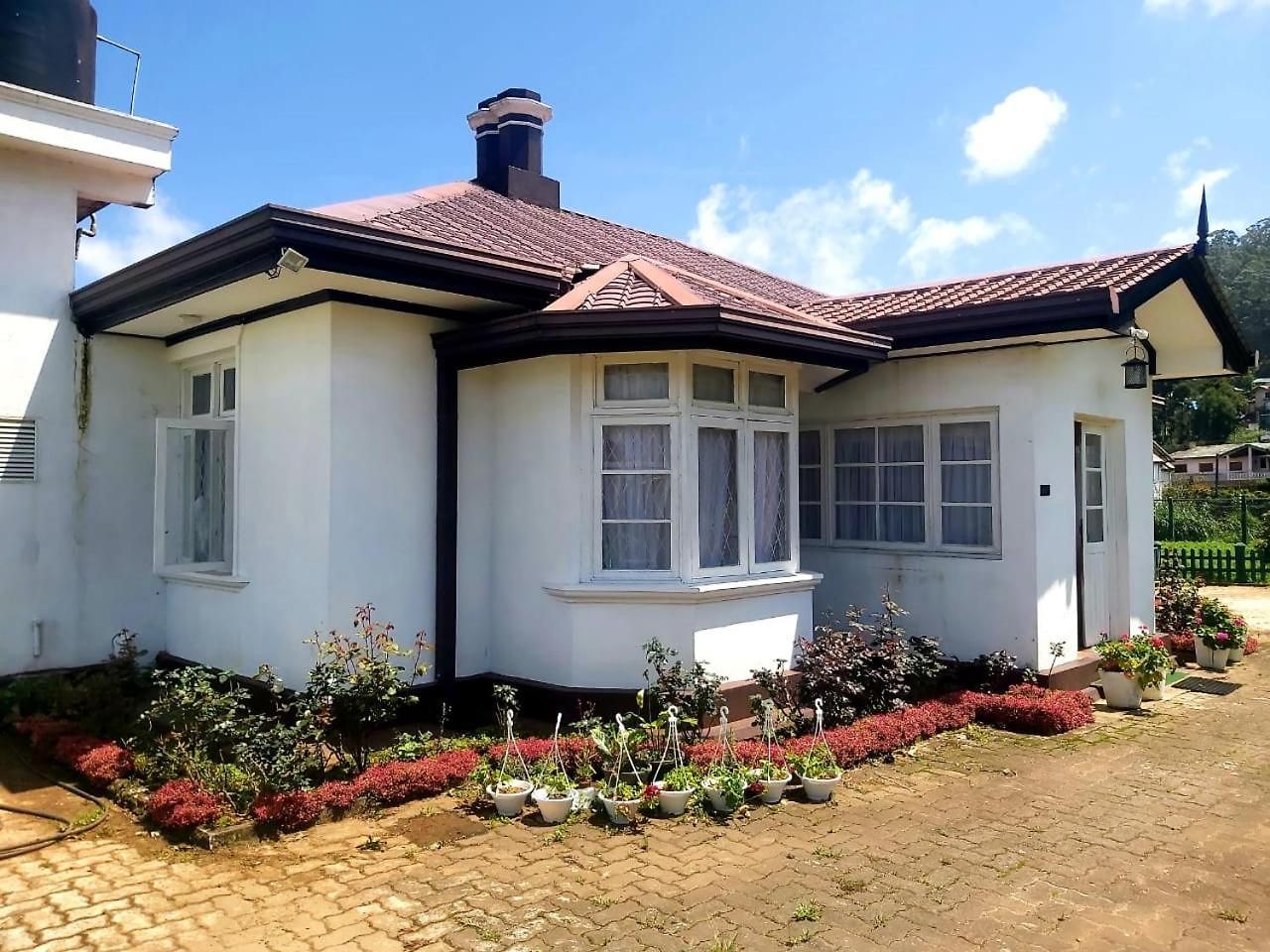 Hill Cliff Guest house *