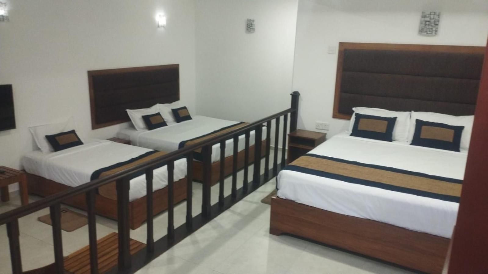 Oleen Heights Guest house *