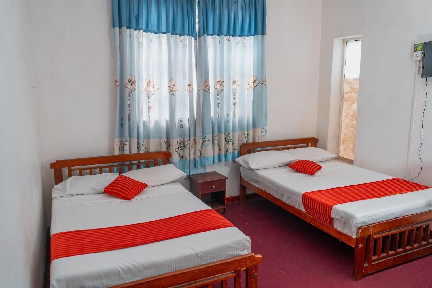 Kvs Rose Garden Hotel