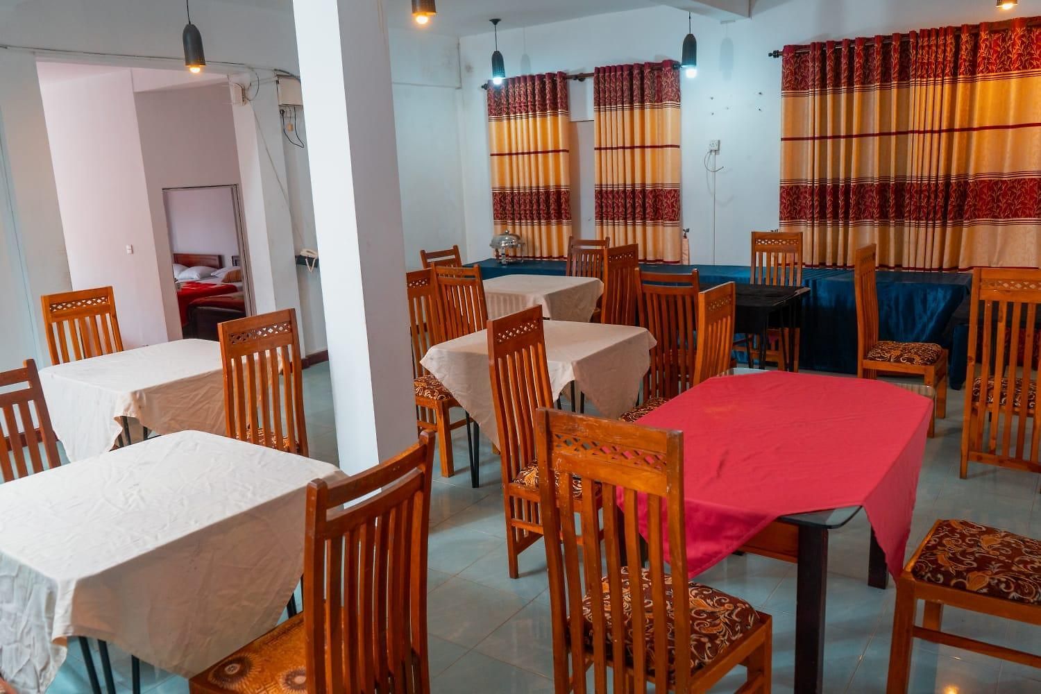 Kvs Rose Garden Hotel