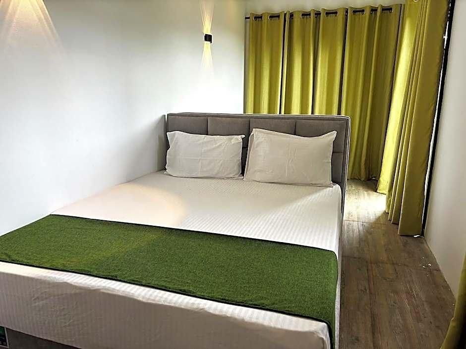 The Blackberry Hotel 5*