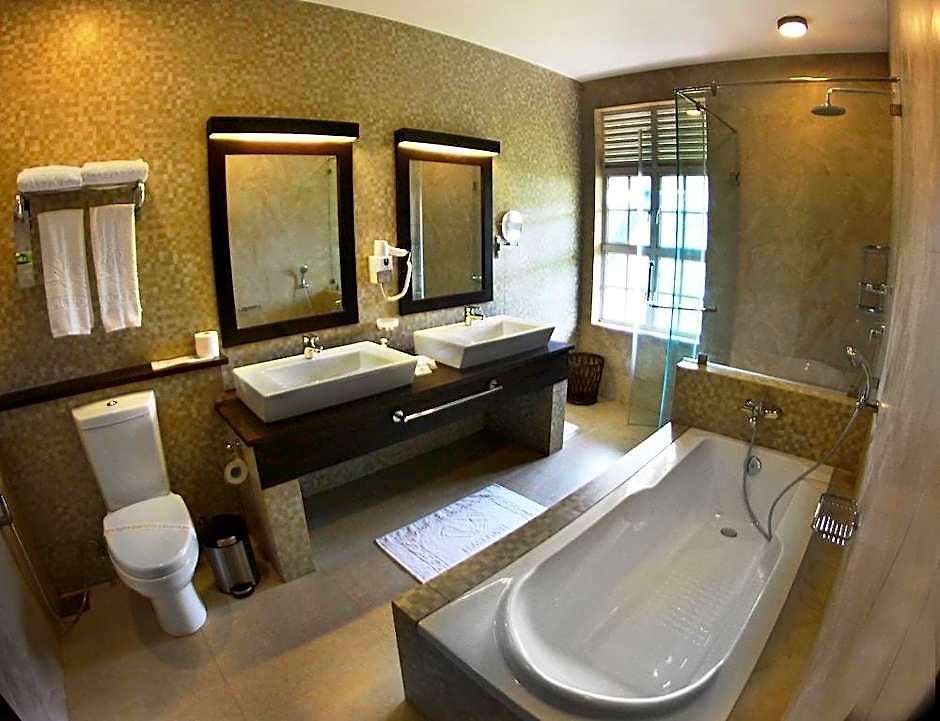 Nuwara Eliya- The Blackpool Hotel 4*