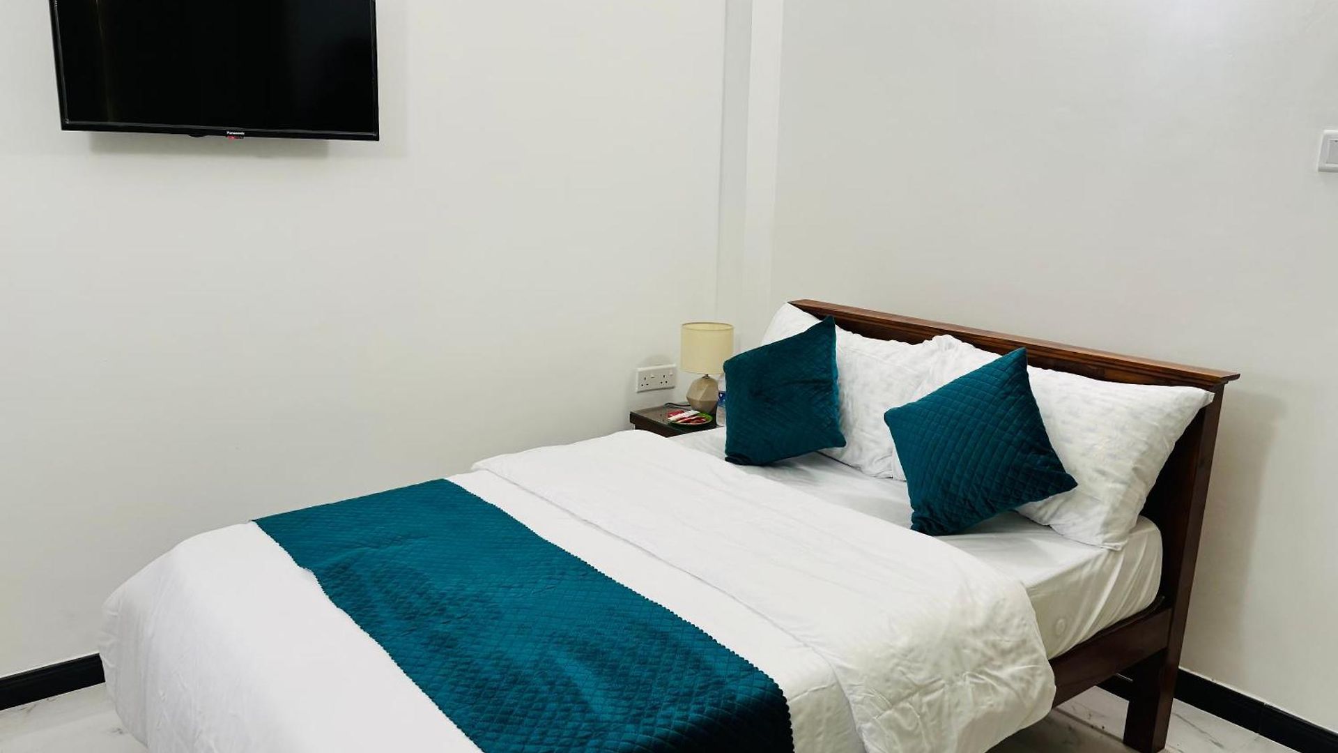 Hillridge Guest house *