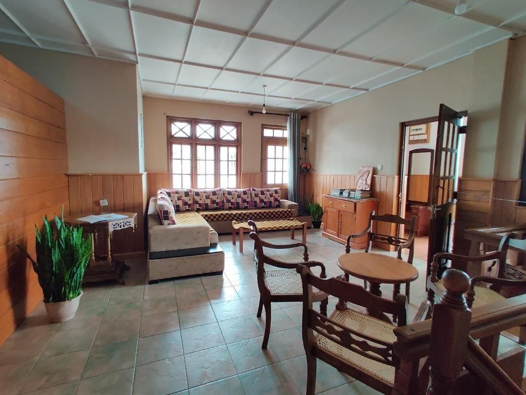 Carnation Rest Guest house Nuwara Eliya