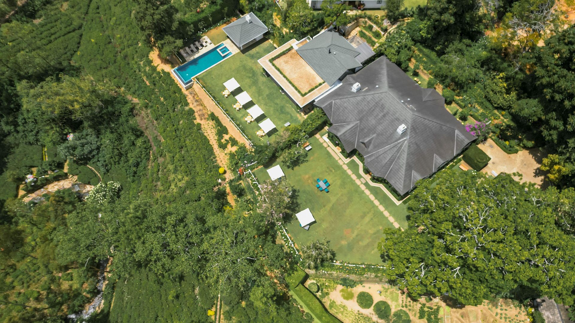 Villa Stafford Bungalow - Exclusive Luxury Within A Private Tea Estate *