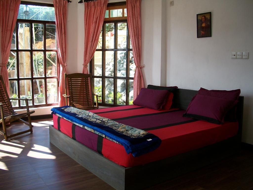 Villa Sherwood