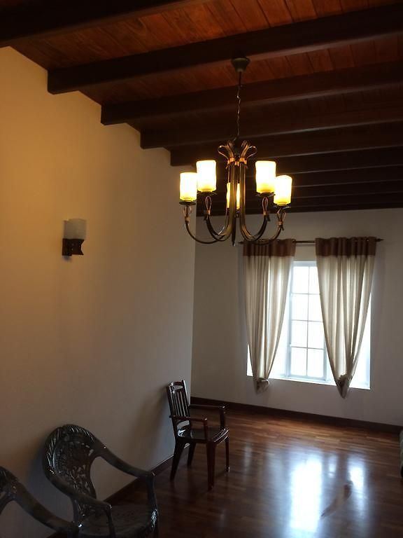 Lake View Bungalow - Nuwara Eliya Guest house