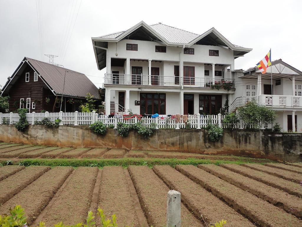 Guest house Eranga Guest 2*