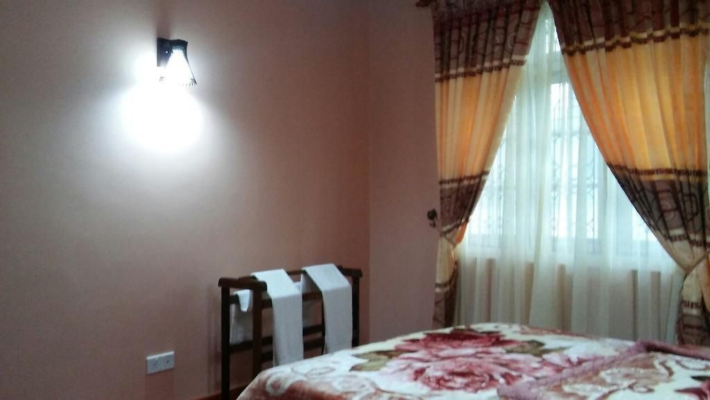 Sallu Luxury Guest house *